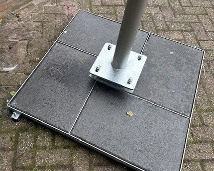 AlarmsysteemExpert.nl Cameramast verplaatsbaar aluminium 3 meter Ø 90mm met tegelframe