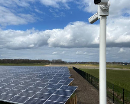 AlarmsysteemExpert.nl Cameramast verplaatsbaar aluminium 3 meter Ø 90mm met tegelframe