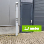 Farbe: RAL 9006 (grau)