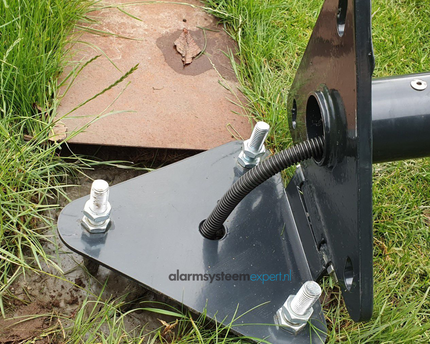 AlarmsysteemExpert.nl Ronde cameramast met kantelanker 3 meter