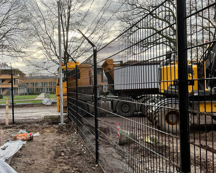 AlarmsysteemExpert.nl Verjongde cameramast met kantelanker en inspectieluik, 6 meter
