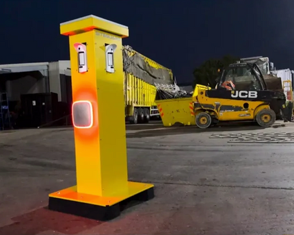 TerreinVeilig Bewakingszuil wit incl. Ajax systeem | Zonnepaneel | Oplader | Accu